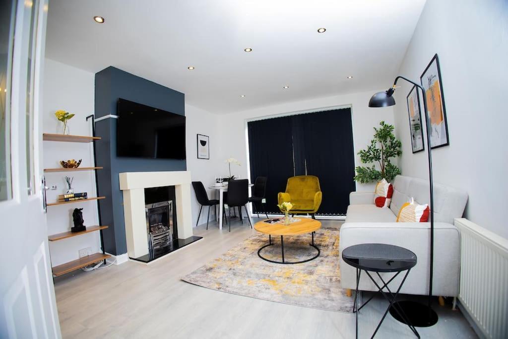 Isinmi Home - Close To Mcr City Manchester Exterior photo